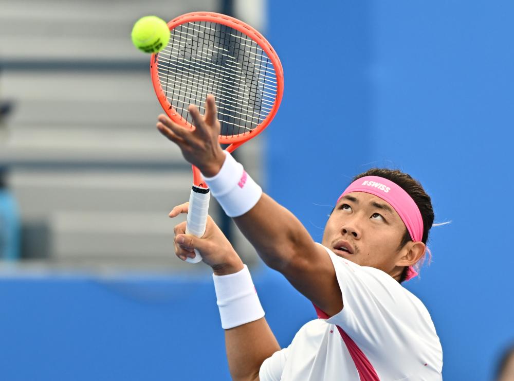 北青：约十人获国足新帅面试资格，邵佳一、李霄鹏等在列